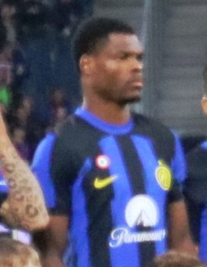 Denzel Dumfries tijdens een wedstrijd